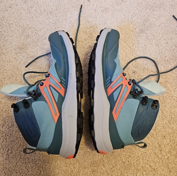 Topo Athletic Trailventure 2 Women's size 10 - Picture 4 of 4